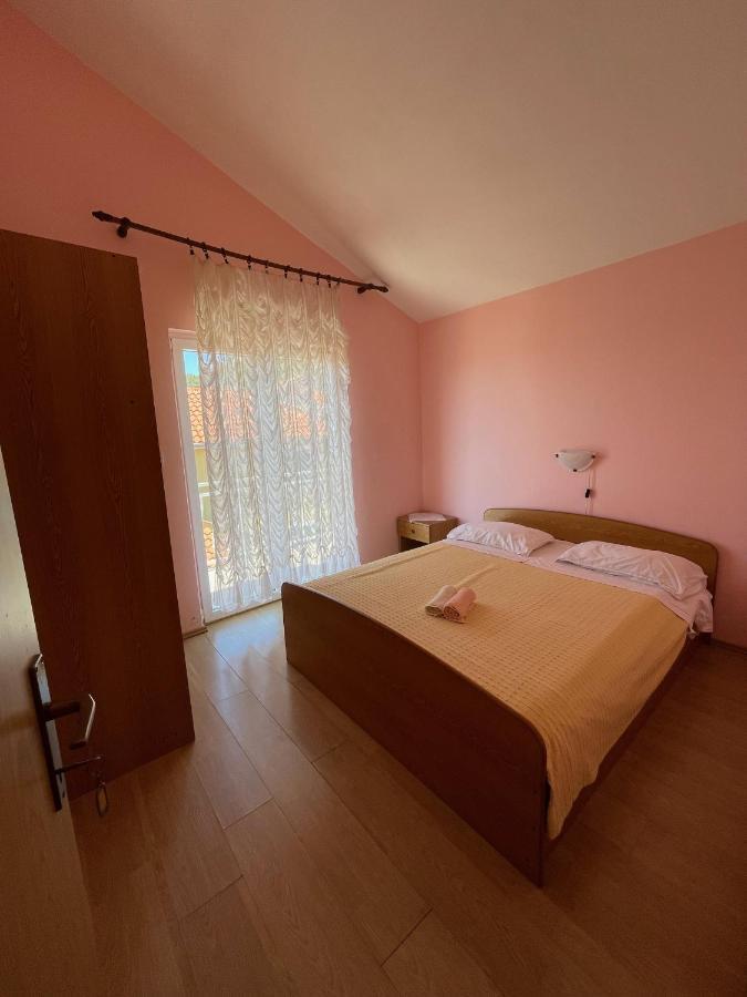 Apartmani Anka I Antonio Drage Exterior foto